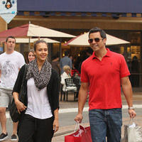 Jessica Alba and Cash Warren go shopping at The Grove | Picture 85939